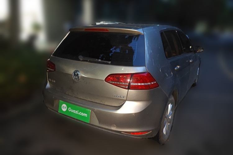 Used Volkswagen Golf 2015 1.6L Automatic Fashion Model Rear Right 45 Deg