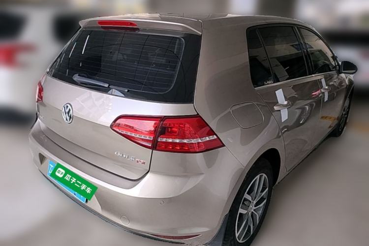 Used Volkswagen Golf 2015 1.4TSI Automatic Comfort Model Rear Right 45 Deg