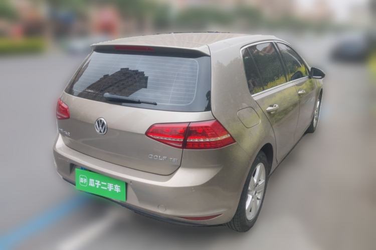 Used Volkswagen Golf 2015 1.2TSI Automatic Comfort Model Rear Right 45 Deg