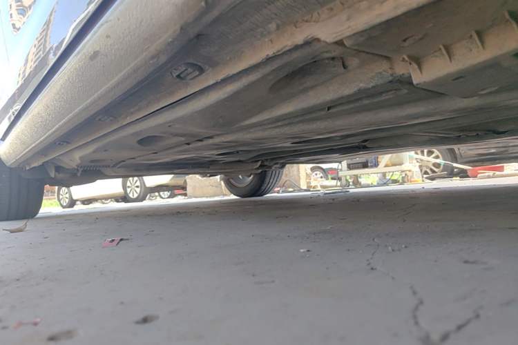 Used Volkswagen Golf 2015 1.4TSI Automatic Comfort Model Right Side Sill