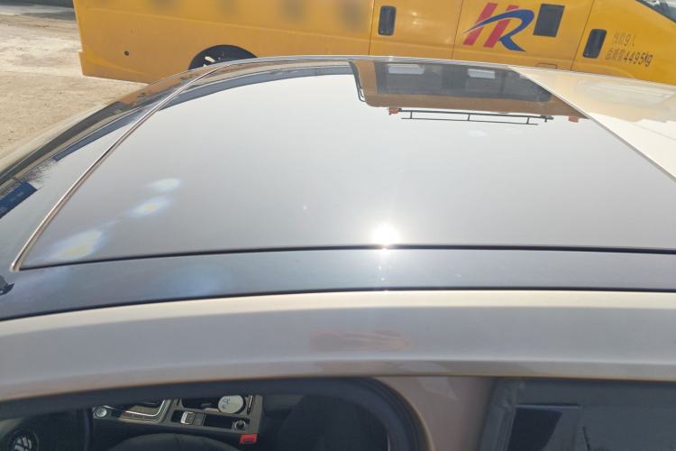 Used Volkswagen Golf 2015 1.4TSI Automatic Comfort Model Roof