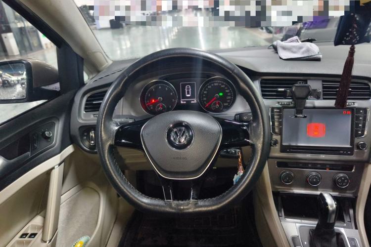 Used Volkswagen Golf 2015 1.4TSI Automatic Comfort Model Steering Wheel