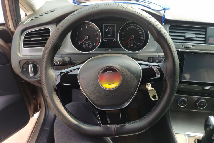 Used Volkswagen Golf 2015 1.4TSI Automatic Comfort Model Steering Wheel