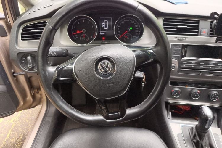 Used Volkswagen Golf 2015 1.4TSI Automatic Comfort Model Steering Wheel