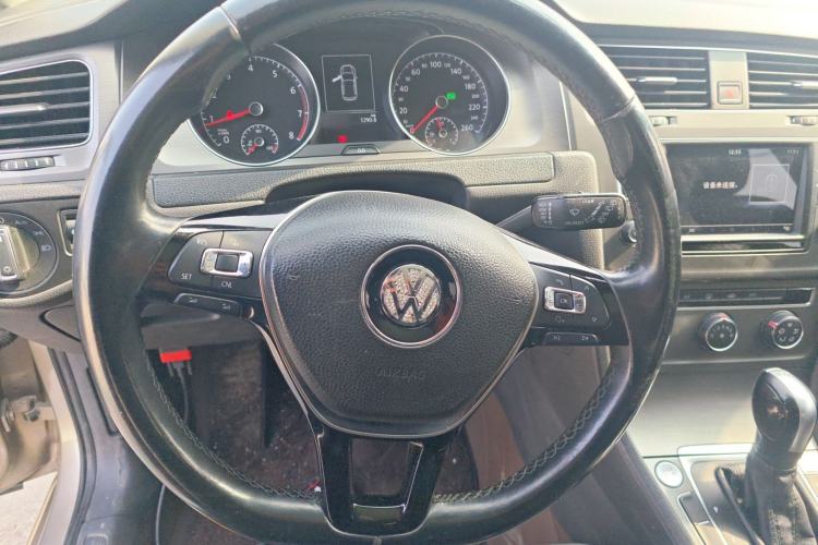 Used Volkswagen Golf 2015 1.4TSI Automatic Comfort Model Steering Wheel
