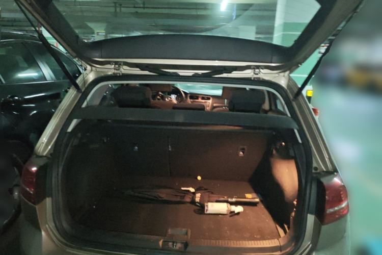 Used Volkswagen Golf 2015 1.4TSI Automatic Comfort Model Trunk