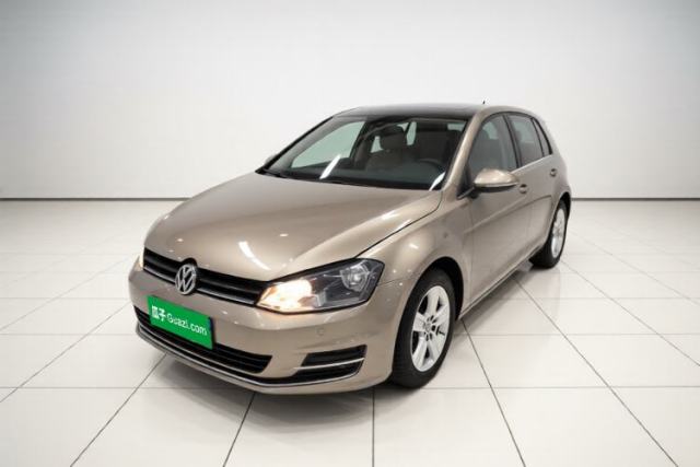Volkswagen Golf 2015 1.2TSI Automatic Comfort Model с пробегом
