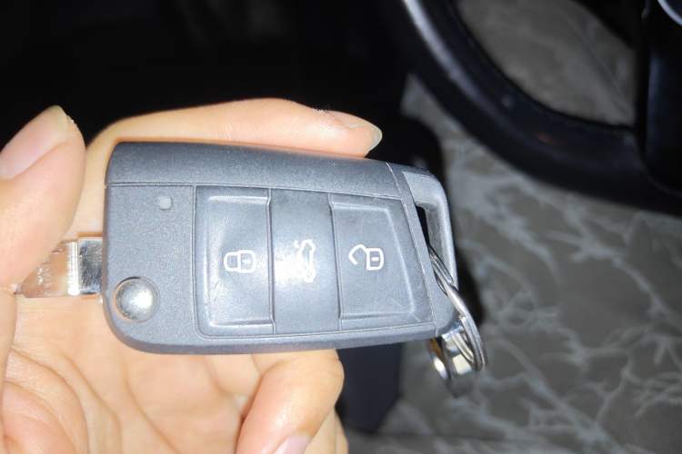 Used Volkswagen Golf 2015 1.4TSI Automatic Comfort Model Vehicle Key