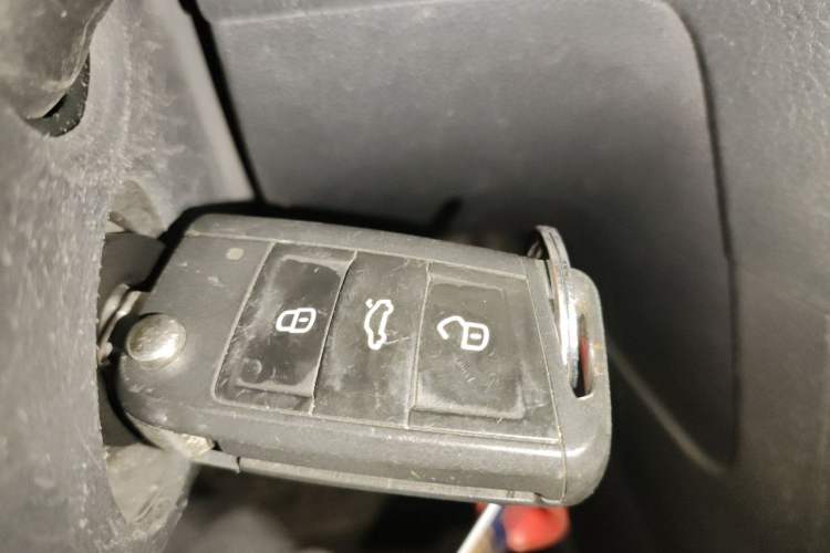Used Volkswagen Golf 2015 1.6L Automatic Comfort Model Vehicle Key