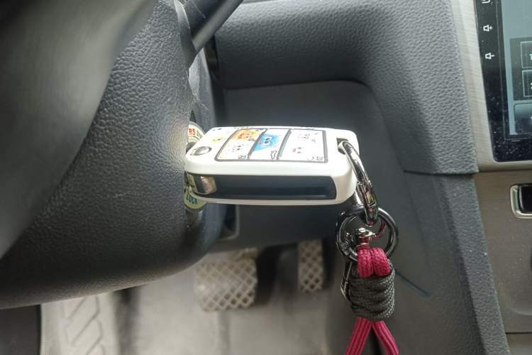 Used Volkswagen Golf 2015 1.6L Automatic Comfort Model Vehicle Key