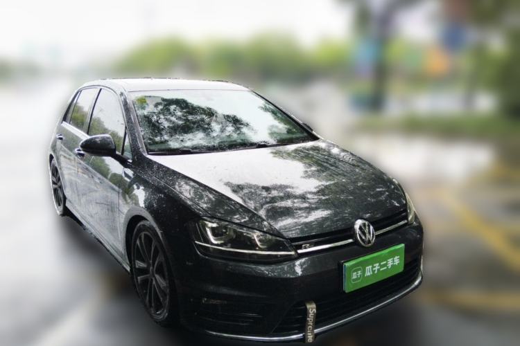 Used Volkswagen Golf 2016 1.4TSI Automatic R-Line Front Right 45 Deg