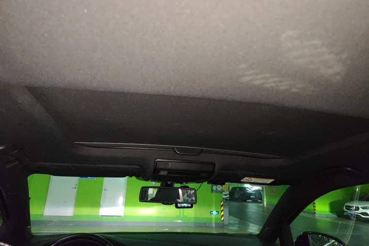 Used Volkswagen Golf 2016 1.4TSI Automatic R-Line Headliner