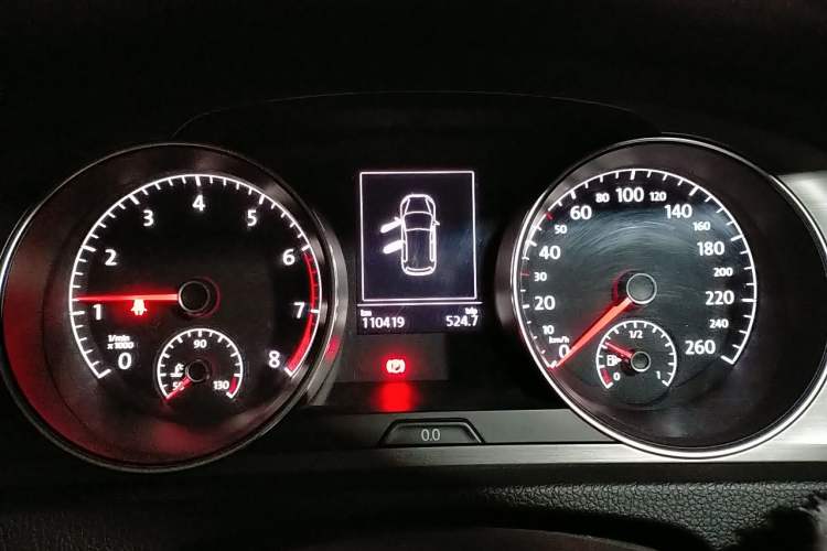 Used Volkswagen Golf 2016 230TSI Automatic Luxury Version Instrument Cluster