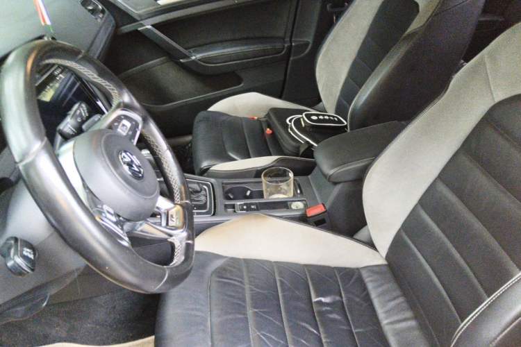 Used Volkswagen Golf 2016 1.4TSI Automatic R-Line Left Front Seat