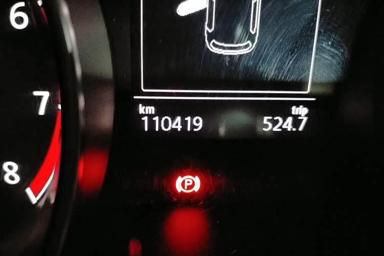 Used Volkswagen Golf 2016 230TSI Automatic Luxury Version Odometer Close Up