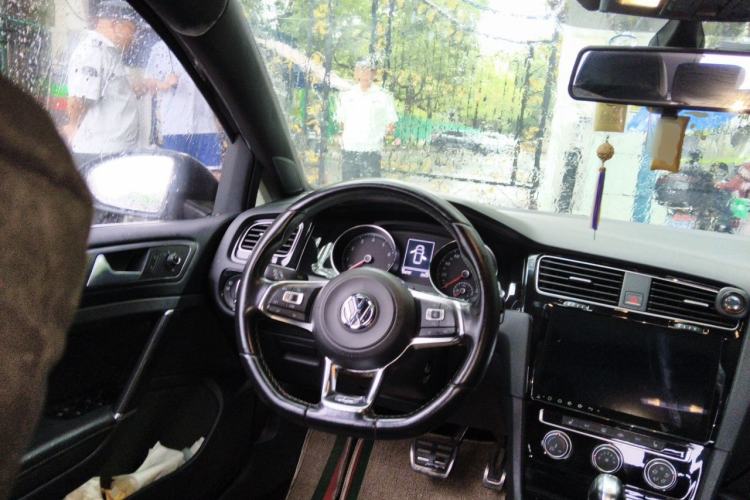 Used Volkswagen Golf 2016 1.4TSI Automatic R-Line Steering Wheel