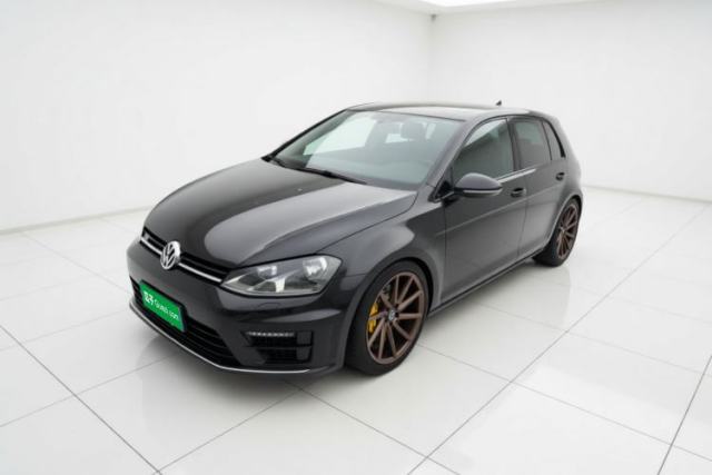 Ojetý Volkswagen Golf 2016 230TSI Automatic Comfort Version