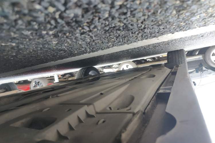 Used Volkswagen Golf 2016 2.0 TSI R Travel Edition Chassis Front Right