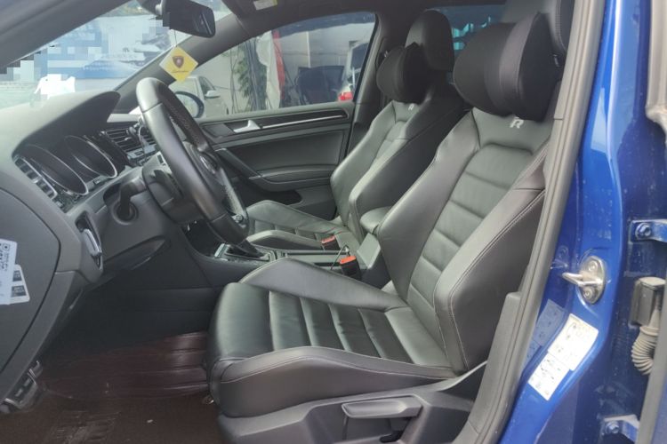 Used Volkswagen Golf 2016 2.0 TSI R Travel Edition Left Front Seat