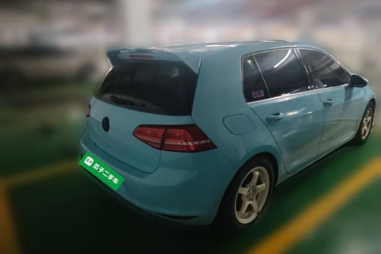 Used Volkswagen Golf 2016 1.6L Automatic Comfort Model Rear Right 45 Deg