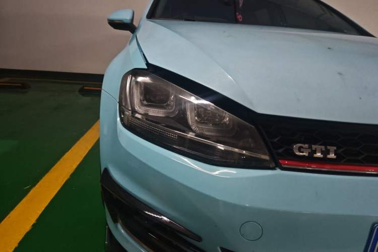 Used Volkswagen Golf 2016 1.6L Automatic Comfort Model Right Front Headlight