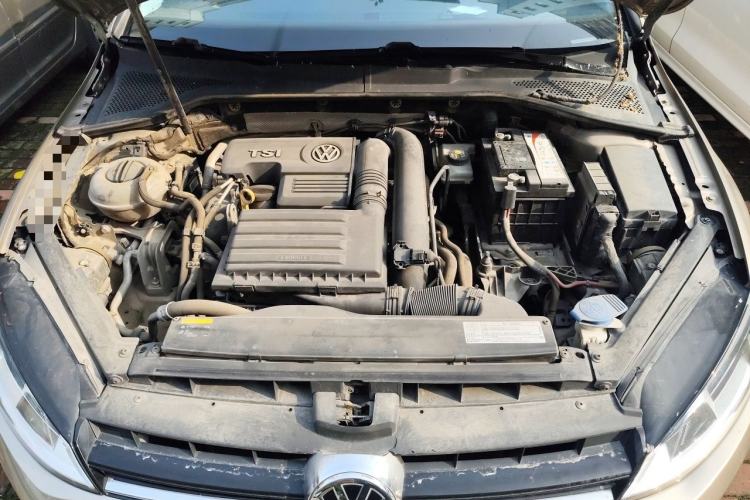 Used Volkswagen Golf 2016 230TSI Automatic Comfort Version Engine Bay