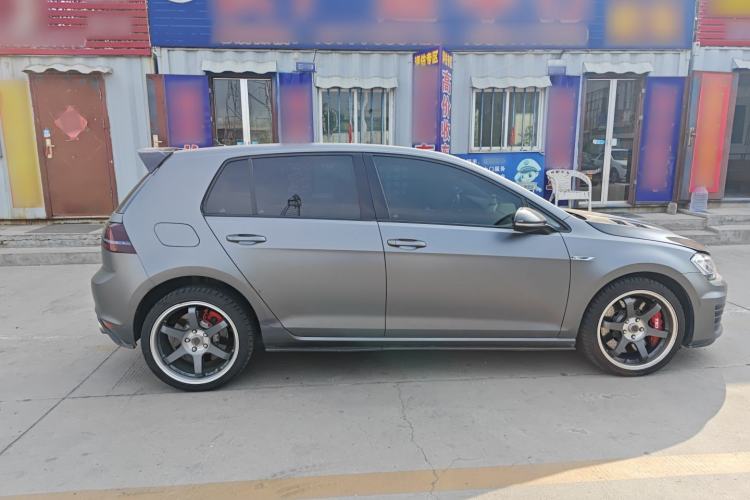 Used Volkswagen Golf 2016 230TSI Automatic Luxury Version Exterior 2