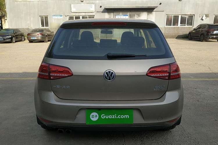 Used Volkswagen Golf 2016 230TSI Automatic Comfort Version Exterior 4