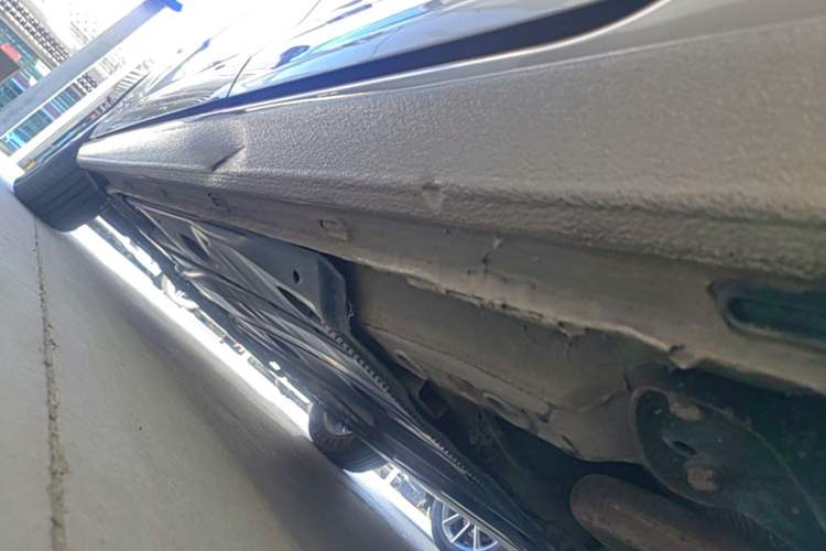 Used Volkswagen Golf 2016 1.6L Automatic Fashion Model Left Side Sill