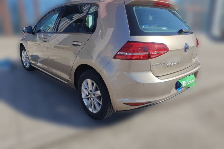 Used Volkswagen Golf 2016 1.6L Automatic Fashion Model Rear Left 45 Deg