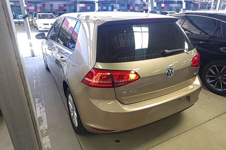 Used Volkswagen Golf 2016 1.6L Automatic Fashion Model Rear Left 45 Deg