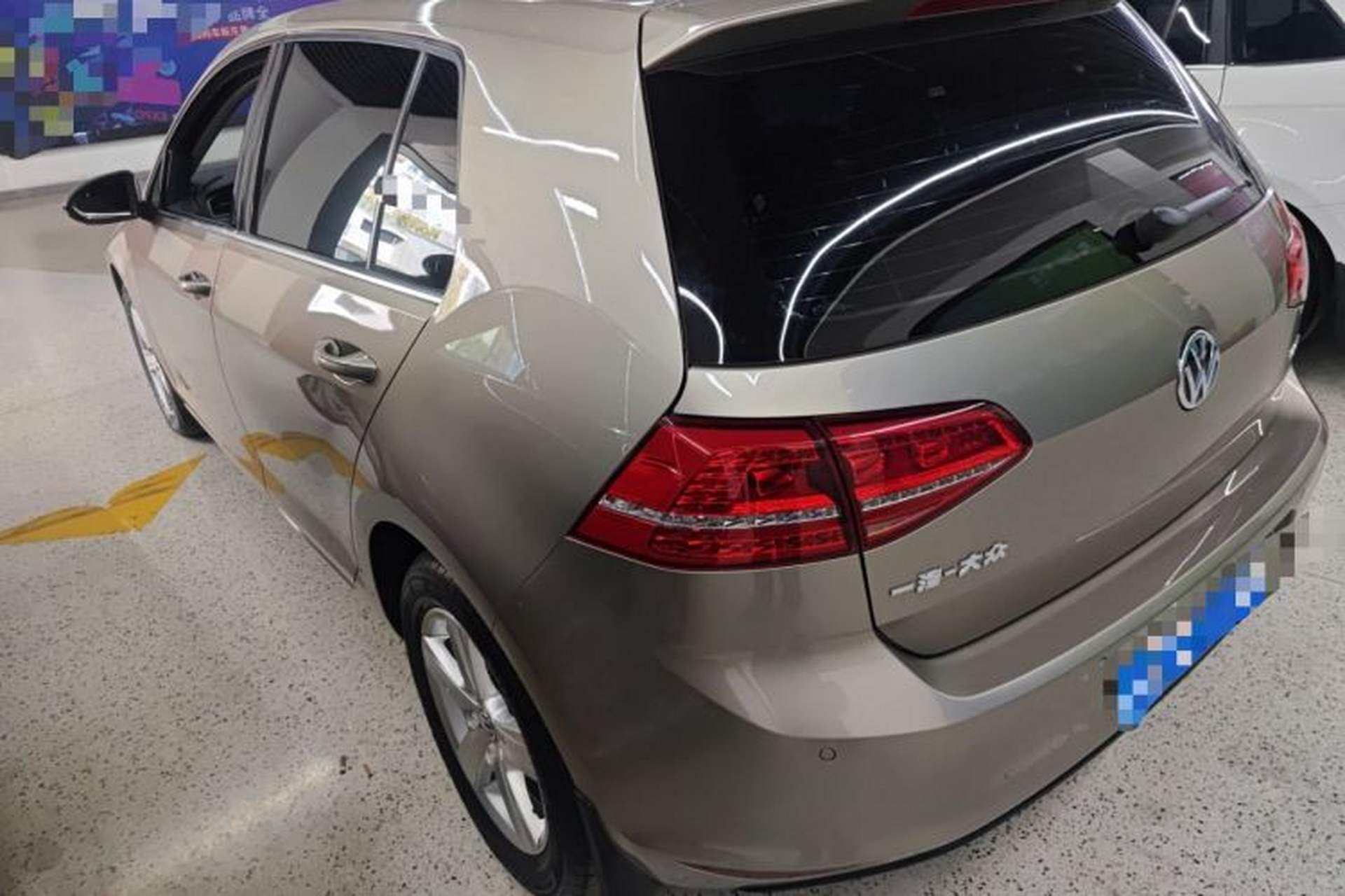 Used Volkswagen Golf 2016 1.6L Automatic Comfort Model Rear Left 45 Deg