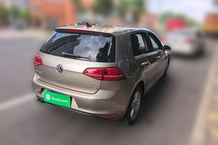 Used Volkswagen Golf 2016 230TSI Manual Comfort Version Rear Right 45 Deg