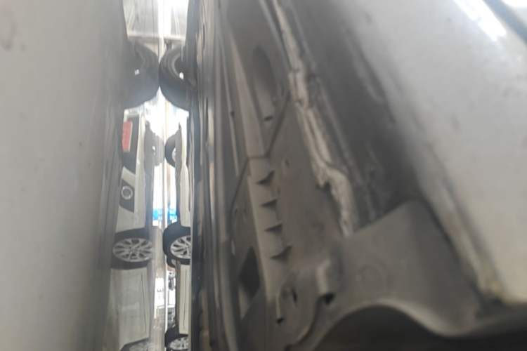 Used Volkswagen Golf 2016 230TSI Automatic Luxury Version Right Side Sill
