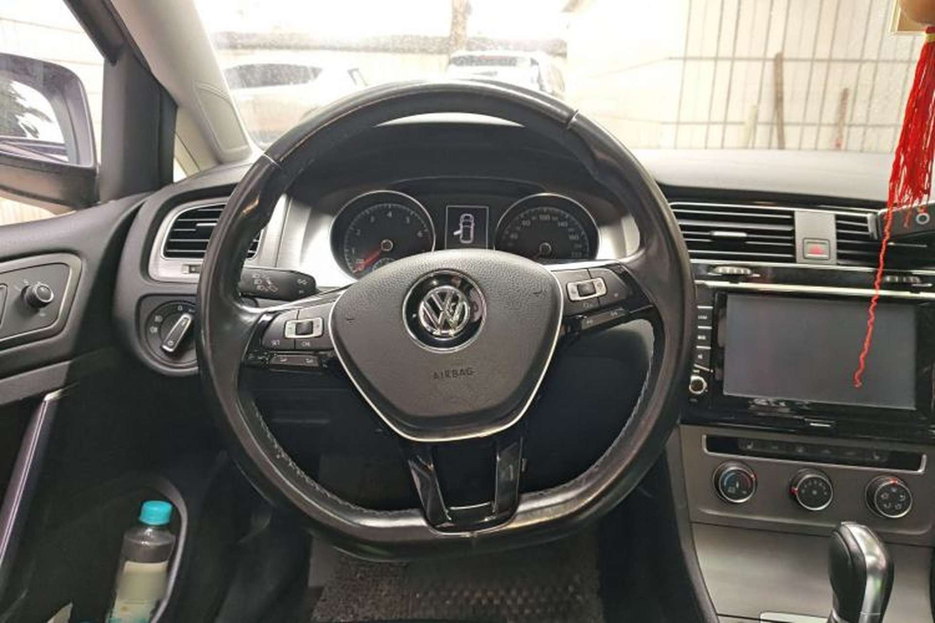Used Volkswagen Golf 2016 230TSI Automatic Luxury Version Steering Wheel