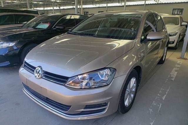 Used Volkswagen Golf 2016 1.6L Automatic Fashion Model
