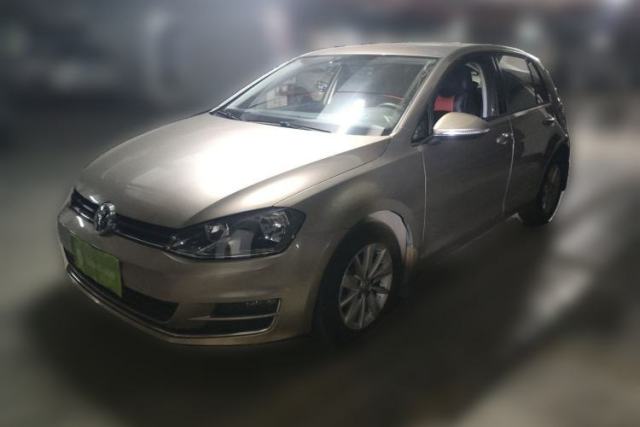 Used Volkswagen Golf 2016 1.6L Manual Fashion Edition