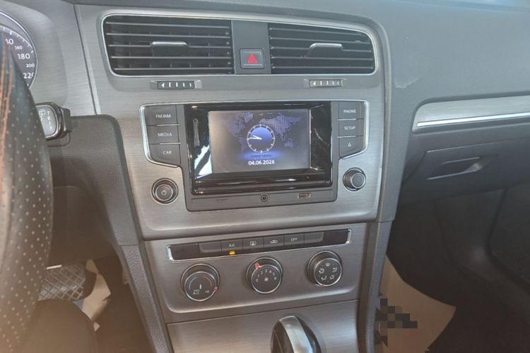 Used Volkswagen Golf 2016 1.6L Automatic Comfort Model Audio And AC Panel