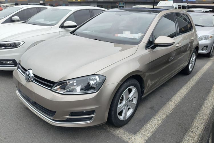 Used Volkswagen Golf 2016 230TSI Automatic Comfort Version Guazi used car, China used car export, Used car for sale, Used cars, Cheapest cars for sale
