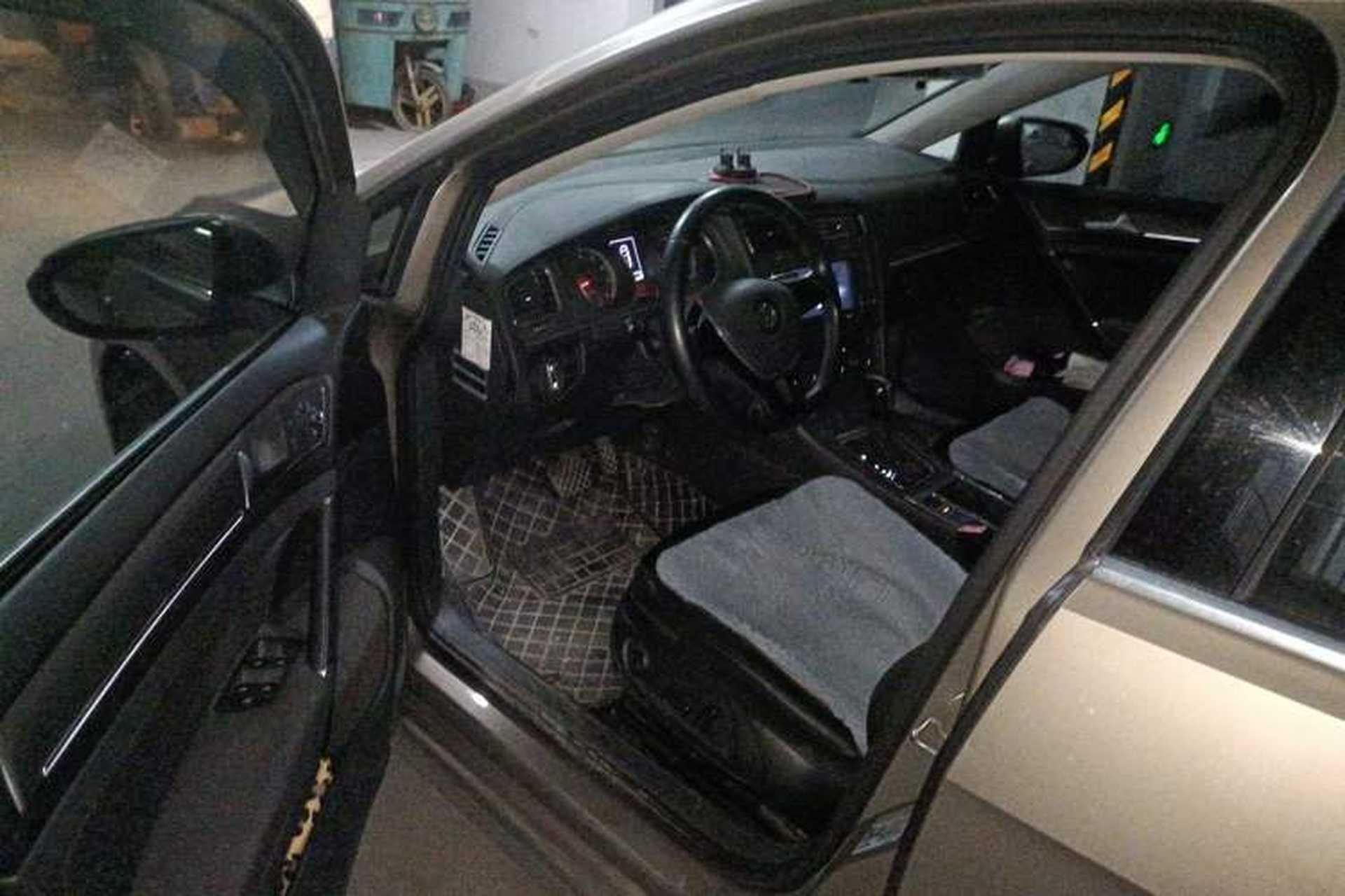 Used Volkswagen Golf 2016 1.6L Automatic Comfort Model Driver Seat