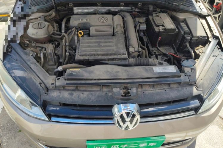 Used Volkswagen Golf 2016 230TSI Automatic Luxury Version Engine Bay