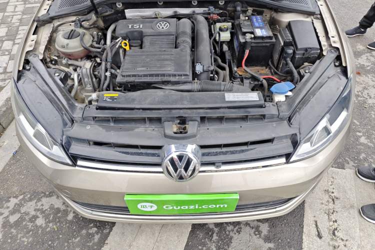 Used Volkswagen Golf 2016 230TSI Automatic Comfort Version Engine Bay