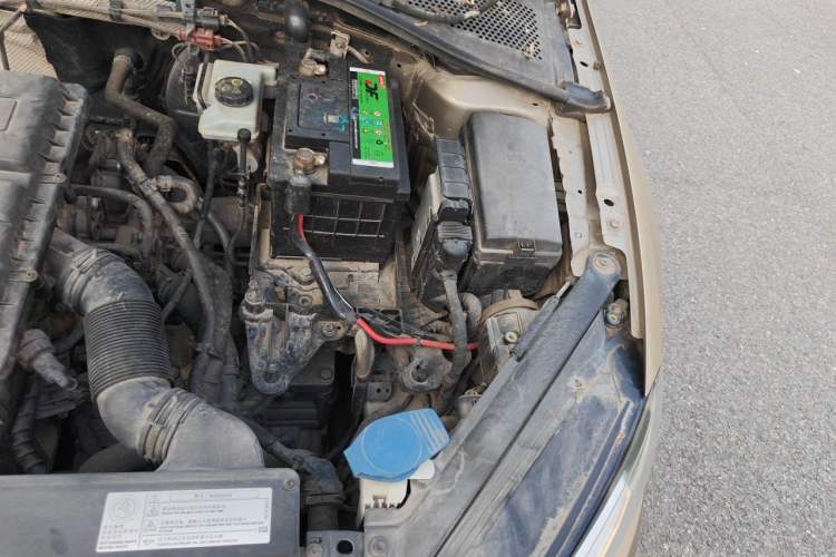 Used Volkswagen Golf 2016 1.6L Automatic Comfort Model Engine Bay Left