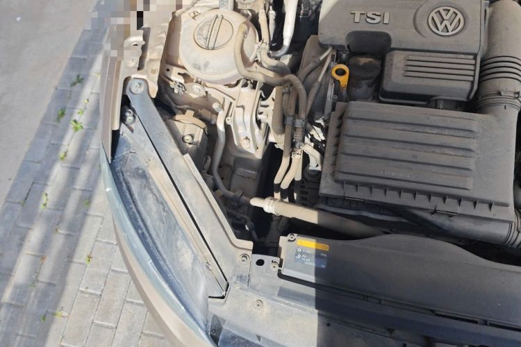 Used Volkswagen Golf 2016 230TSI Automatic Comfort Version Engine Bay Right