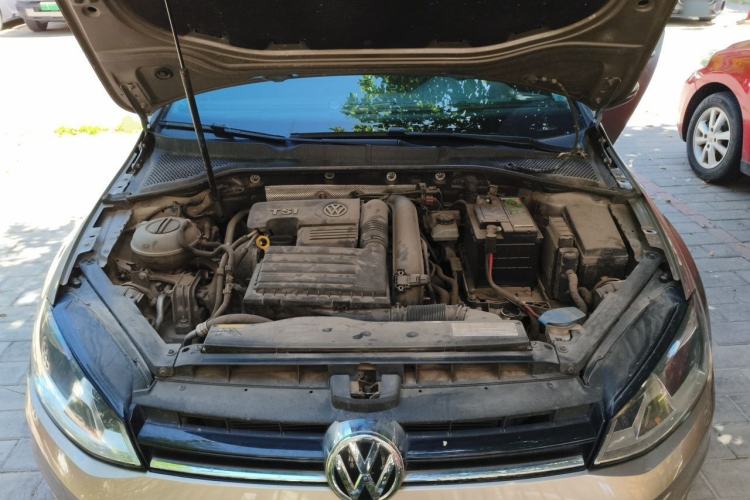 Used Volkswagen Golf 2016 230TSI Automatic Comfort Version Engine Bay