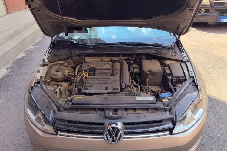 Used Volkswagen Golf 2016 230TSI Automatic Luxury Version Engine Bay