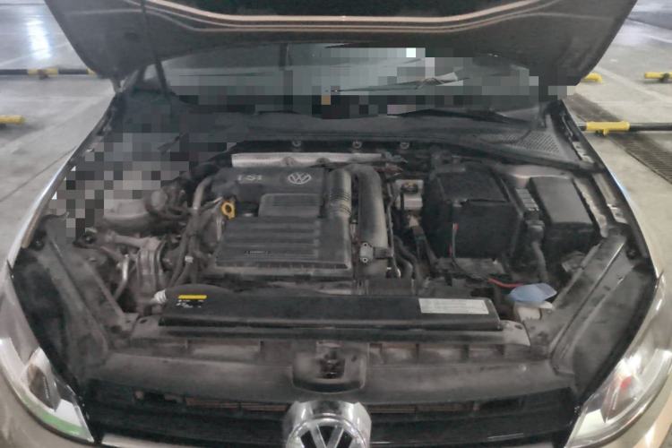 Used Volkswagen Golf 2016 230TSI Automatic Luxury Version Engine Bay