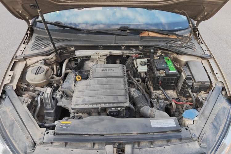 Used Volkswagen Golf 2016 1.6L Automatic Comfort Model Engine Bay