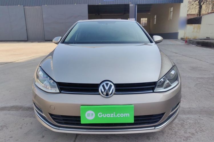 Used Volkswagen Golf 2016 1.6L Manual Fashion Edition Exterior 1