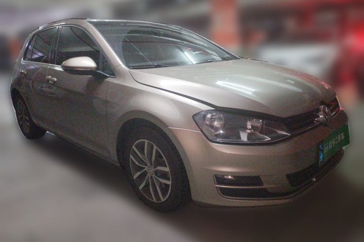 Used Volkswagen Golf 2016 230TSI Automatic Luxury Version Exterior 2